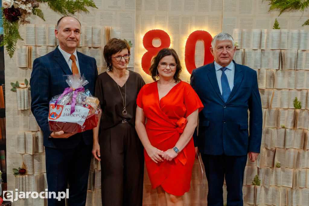 Biblioteka, która łączy pokolenia – świętuje 80 lat istnienia
