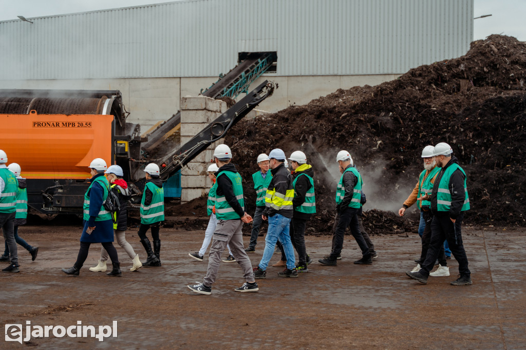Sołtysi sprawdzili, jak pachnie Wielkopolskie Centrum Recyklingu