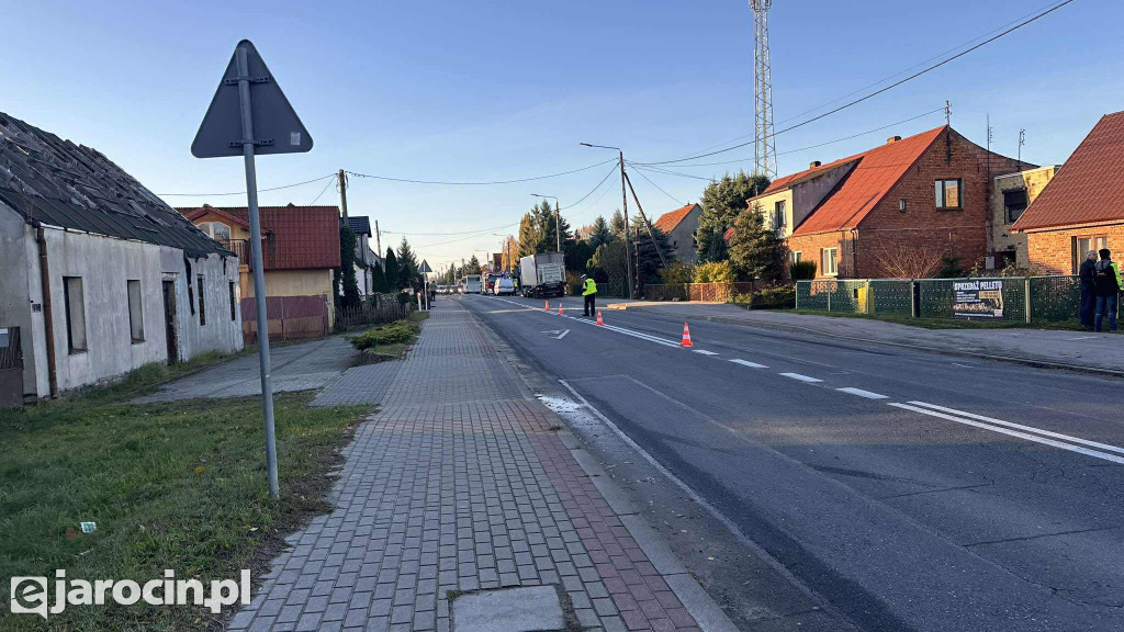 Poranny wypadek na ul. Wrocławskiej w Jarocinie
