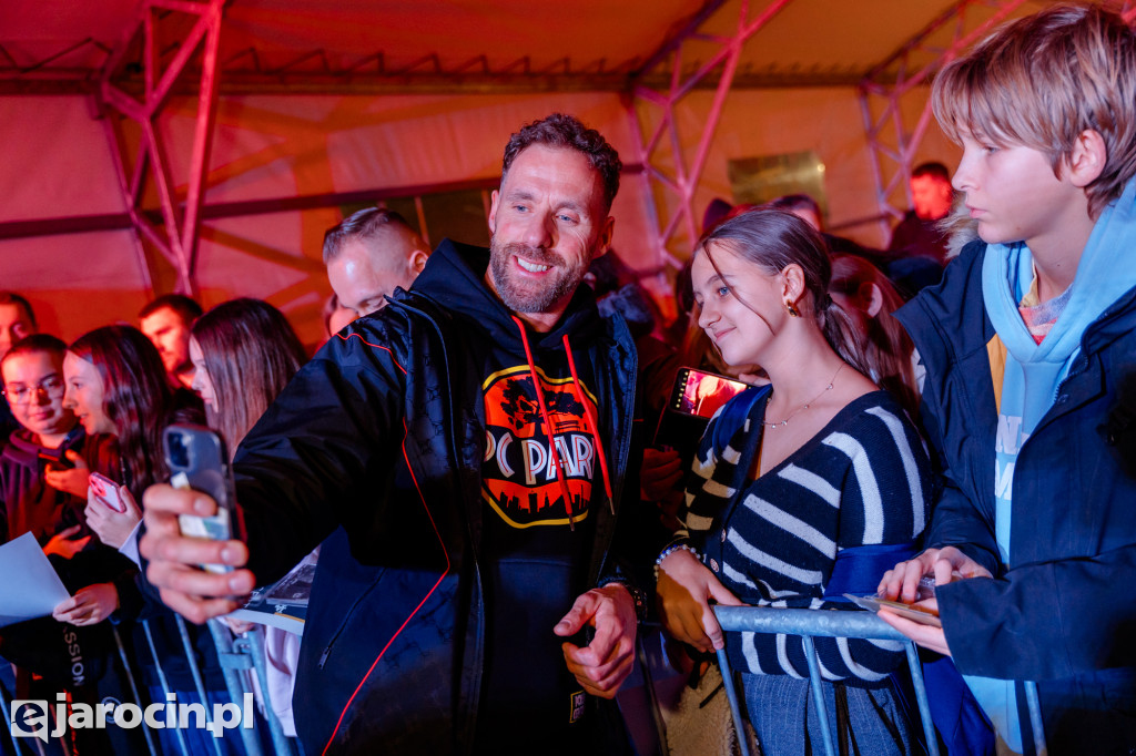 Folklor i rap na jednej scenie! Peja, Sigma NGWM i „Snutki” w Jaraczewie