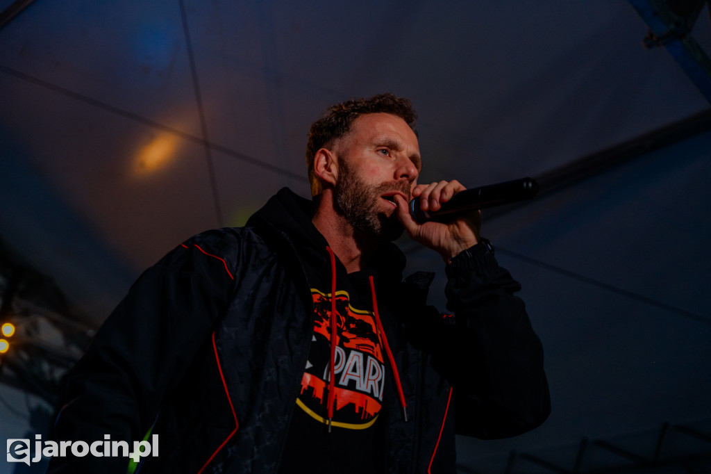 Folklor i rap na jednej scenie! Peja, Sigma NGWM i „Snutki” w Jaraczewie