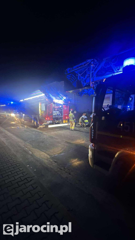 Strażacy walczyli z ogniem w Witaszycach.