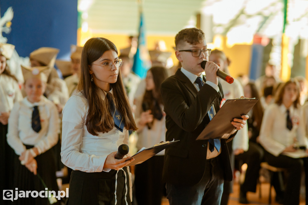 Akademia z okazji Narodowego Święta Niepodległości w ZS nr 4 w Jarocinie