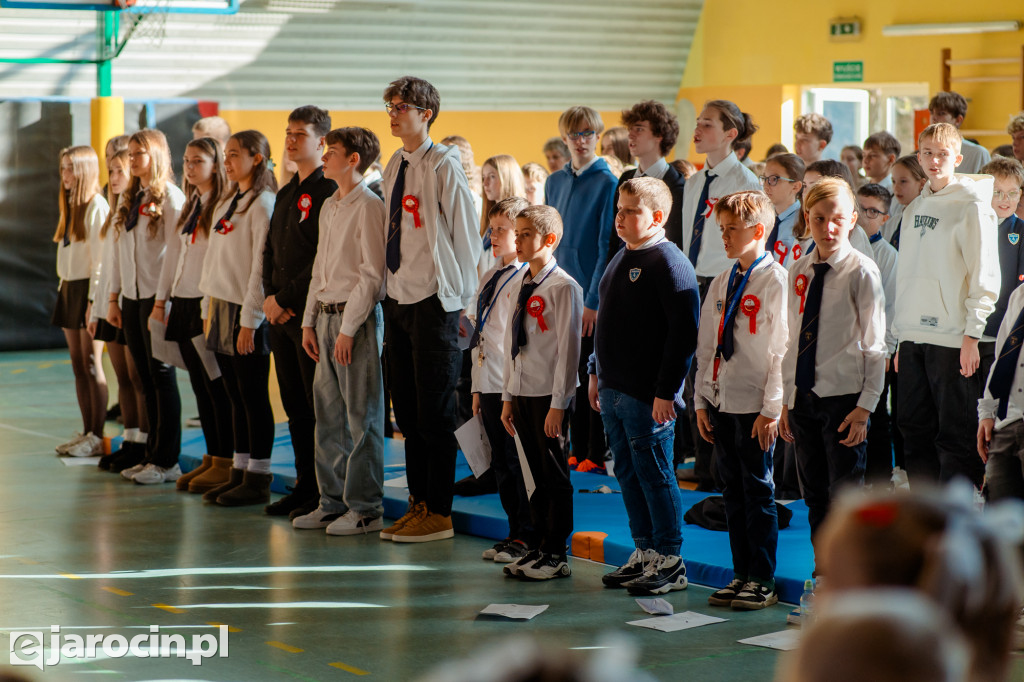 Akademia z okazji Narodowego Święta Niepodległości w ZS nr 4 w Jarocinie