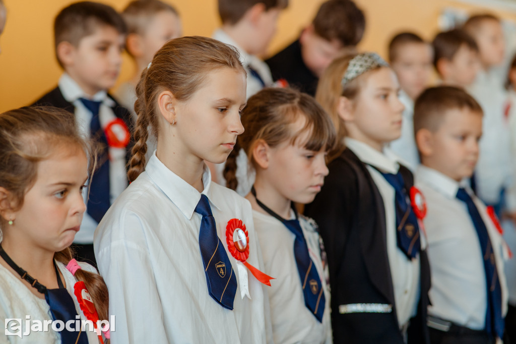Akademia z okazji Narodowego Święta Niepodległości w ZS nr 4 w Jarocinie