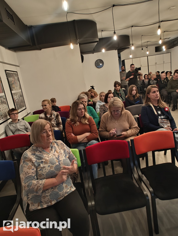 Mateusz Adamczyk odwiedził Jarocin i zdradził tajemnice polszczyzny