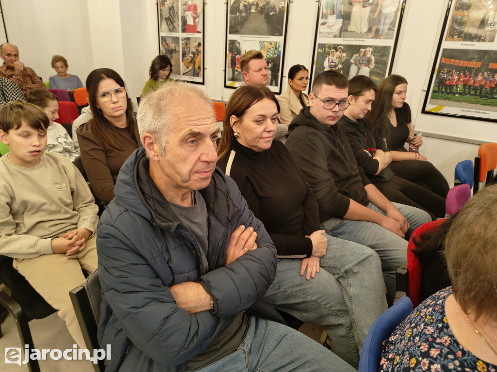 Mateusz Adamczyk odwiedził Jarocin i zdradził tajemnice polszczyzny