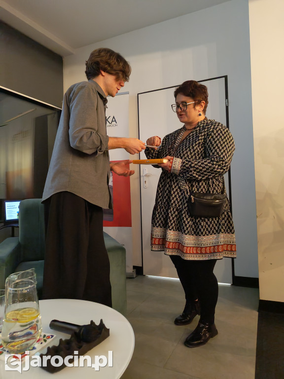 Mateusz Adamczyk odwiedził Jarocin i zdradził tajemnice polszczyzny