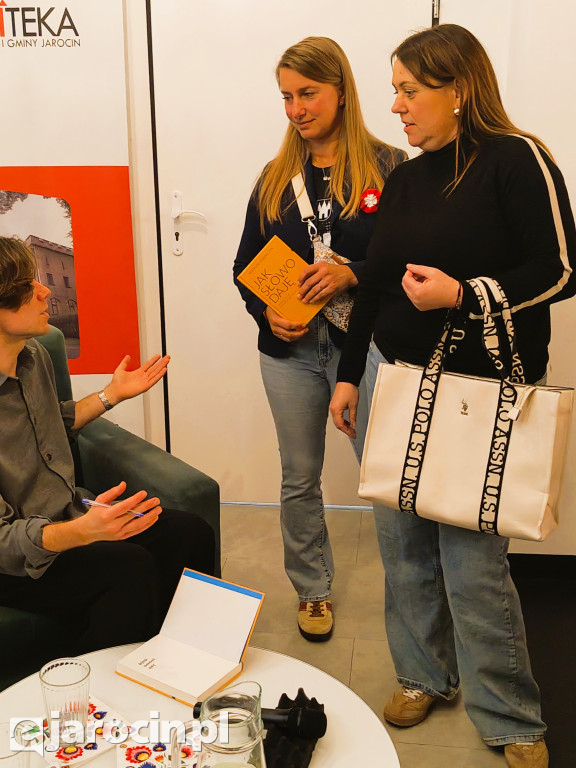 Mateusz Adamczyk odwiedził Jarocin i zdradził tajemnice polszczyzny