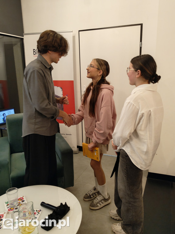 Mateusz Adamczyk odwiedził Jarocin i zdradził tajemnice polszczyzny