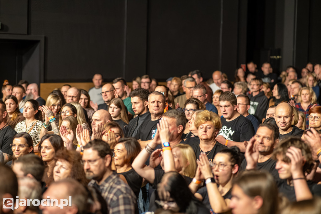 Père-Lachaise rozgrzał publiczność, a Ira ją porwała