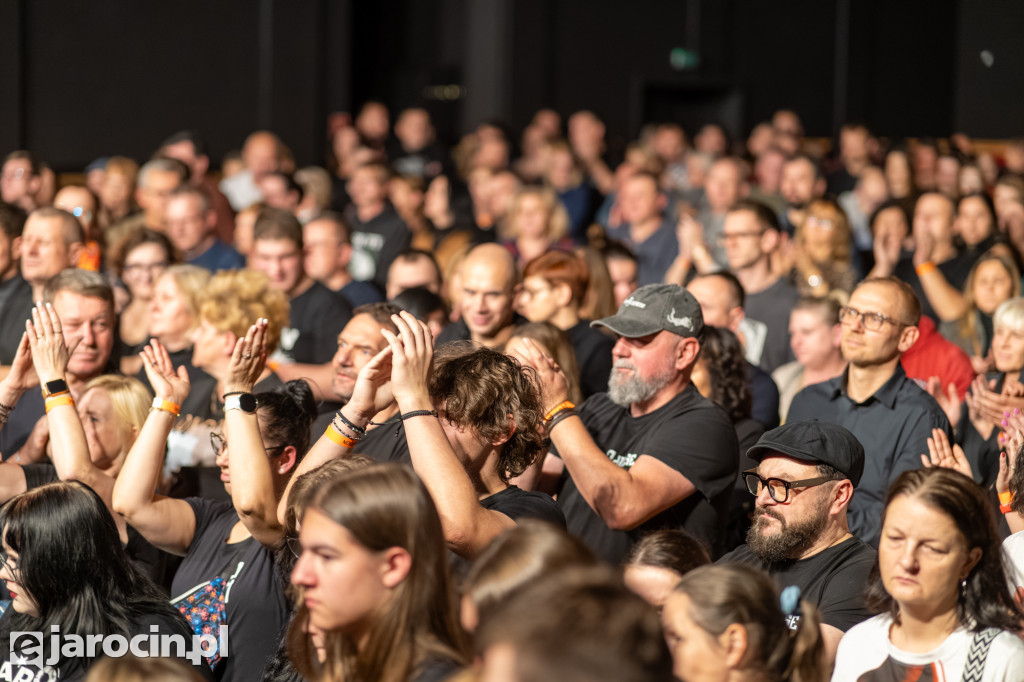 Père-Lachaise rozgrzał publiczność, a Ira ją porwała