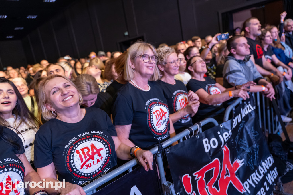 Père-Lachaise rozgrzał publiczność, a Ira ją porwała