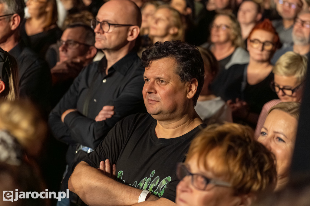 Père-Lachaise rozgrzał publiczność, a Ira ją porwała