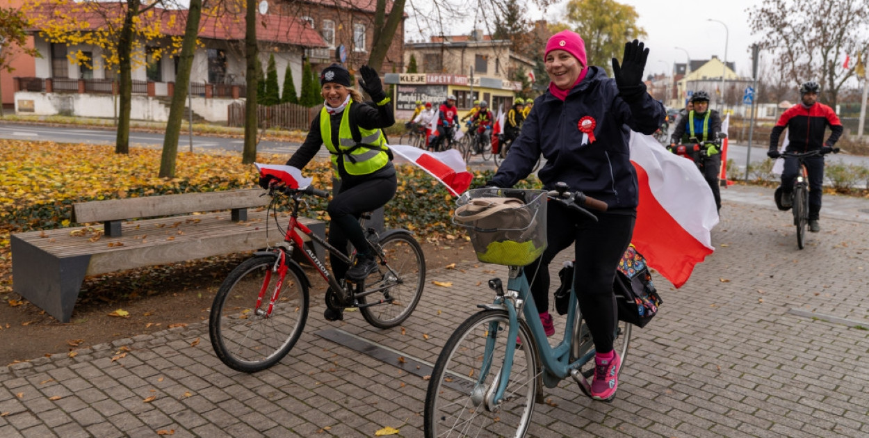 Rowerzyści, motocykliści i kierowcy dla Niepodległej