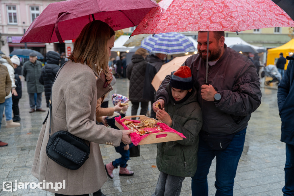 Święty Marcin zaprosił na Rynek – tłumy mimo deszczu!