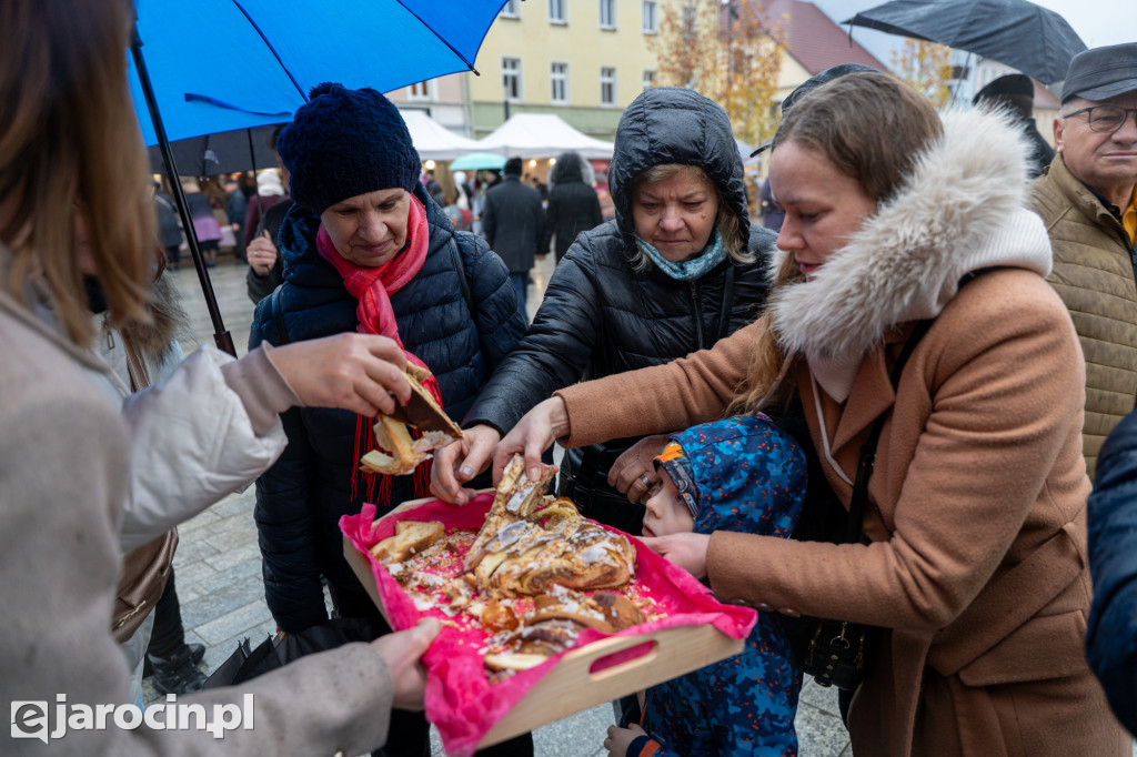 Święty Marcin zaprosił na Rynek – tłumy mimo deszczu!