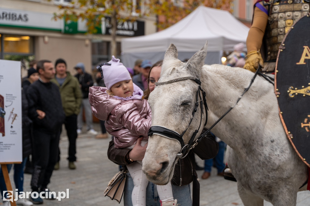 Święty Marcin zaprosił na Rynek – tłumy mimo deszczu!