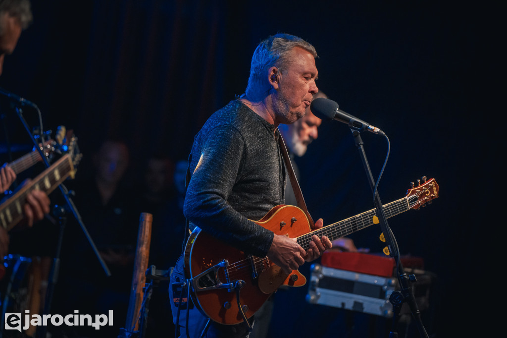 9. Rockowe Zaduszki w Żerkowie – muzyka, emocje i jubileusz Raz Dwa Trzy