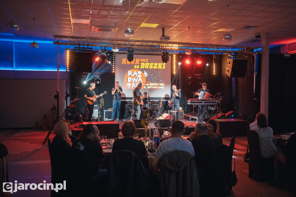 9. Rockowe Zaduszki w Żerkowie – muzyka, emocje i jubileusz Raz Dwa Trzy