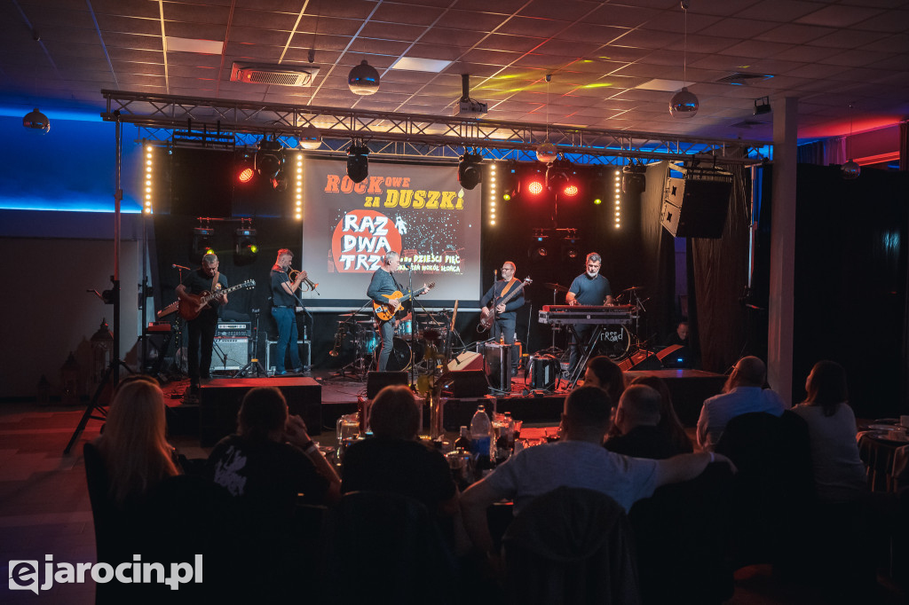 9. Rockowe Zaduszki w Żerkowie – muzyka, emocje i jubileusz Raz Dwa Trzy