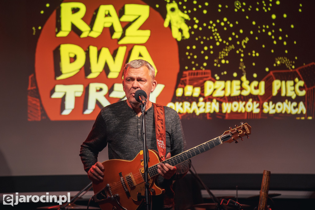 9. Rockowe Zaduszki w Żerkowie – muzyka, emocje i jubileusz Raz Dwa Trzy