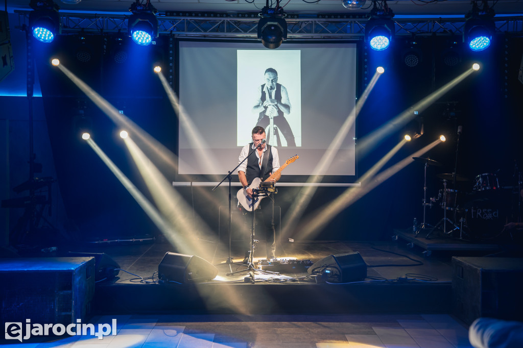 9. Rockowe Zaduszki w Żerkowie – muzyka, emocje i jubileusz Raz Dwa Trzy