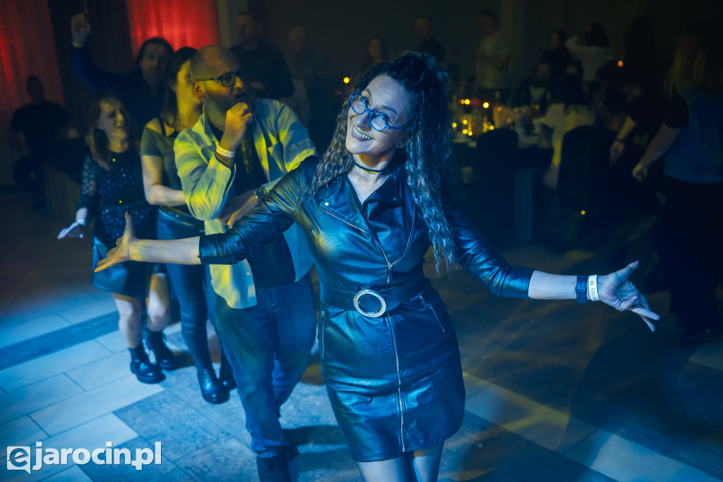 9. Rockowe Zaduszki w Żerkowie – muzyka, emocje i jubileusz Raz Dwa Trzy