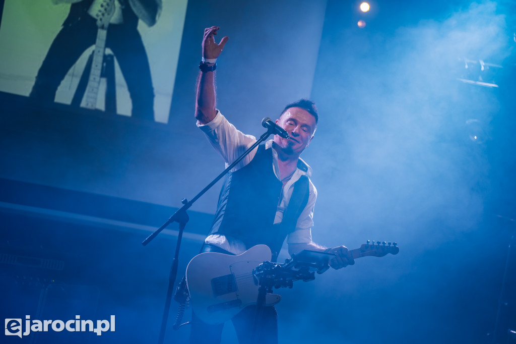 9. Rockowe Zaduszki w Żerkowie – muzyka, emocje i jubileusz Raz Dwa Trzy