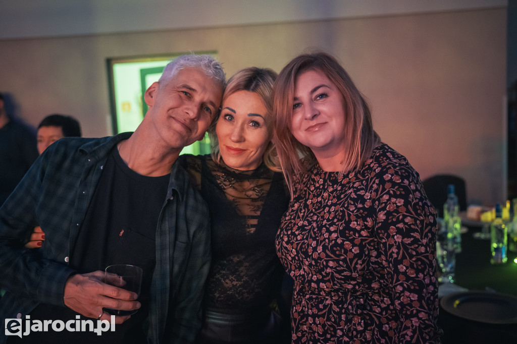 9. Rockowe Zaduszki w Żerkowie – muzyka, emocje i jubileusz Raz Dwa Trzy