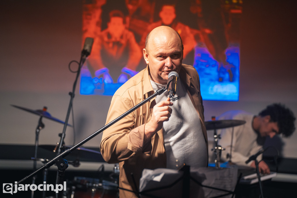 9. Rockowe Zaduszki w Żerkowie – muzyka, emocje i jubileusz Raz Dwa Trzy