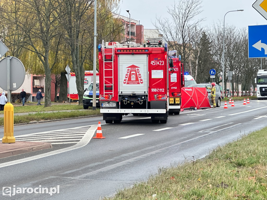 Potrącenie rowerzysty na ul. Popiełuszki w Jarocinie