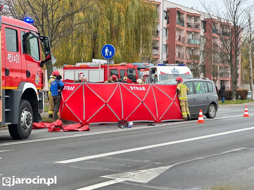 Potrącenie rowerzysty na ul. Popiełuszki w Jarocinie