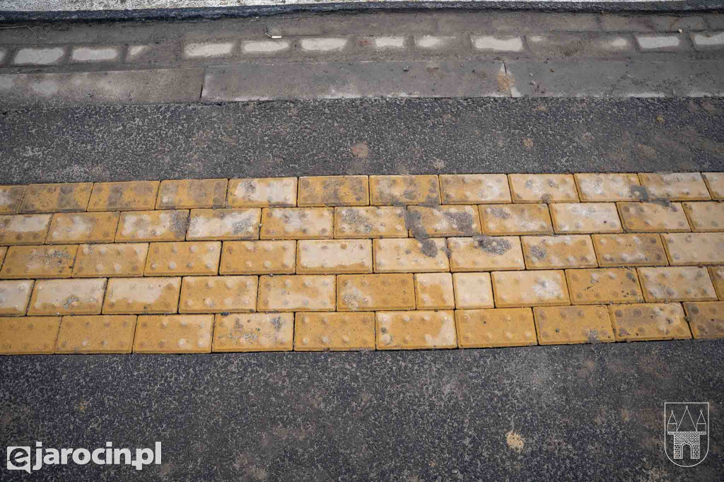Nowa ścieżka rowerowa przy ul. Niedźwiedzińskiego w Jarocinie