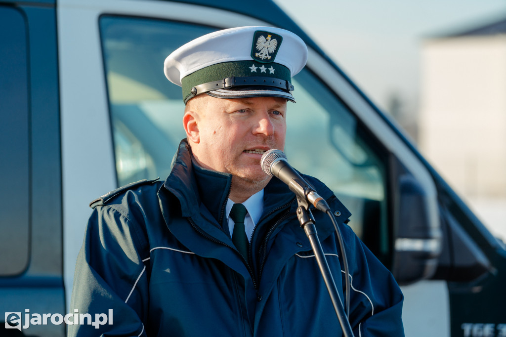 W Jarocinie przekazano klucze do szlabanu do ważenia pojazdów przy zjeździe z drogi S11