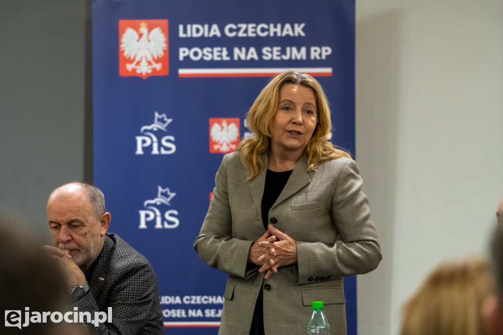 Mieszkańcy Jarocina debatowali o kluczowych sprawach kraju. Parlamentarzyści PiS na spotkaniu z cyklu „Czas Polski”
