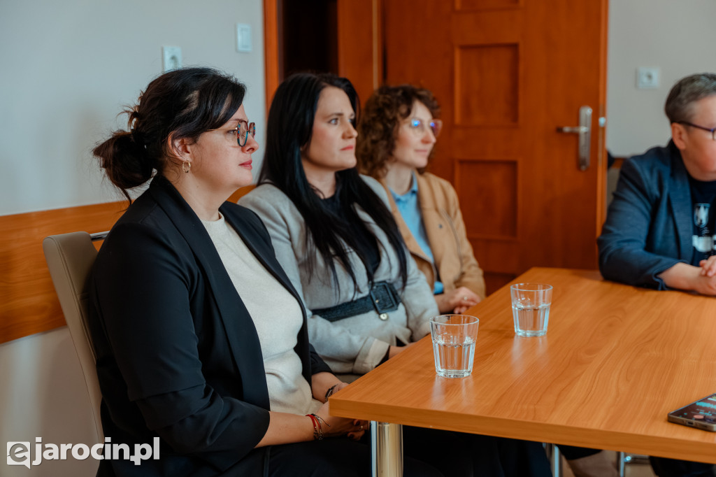 „Złota rączka” i „Taksówka dla seniora” startują w Jarocinie