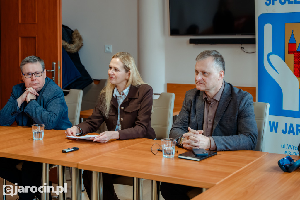 „Złota rączka” i „Taksówka dla seniora” startują w Jarocinie