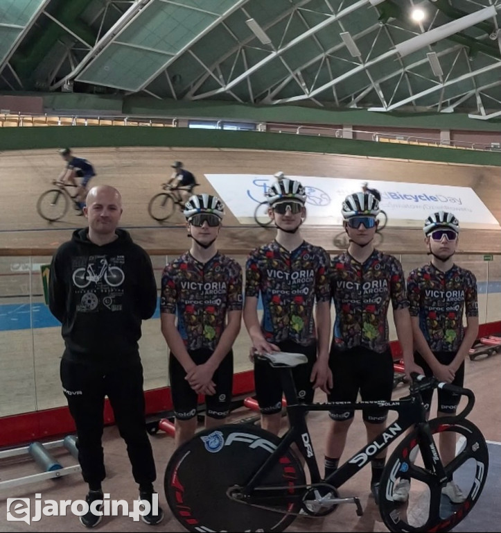 Mocny weekend Victorii Jarocin – podium w Gościęcinie i zwycięstwa w Pruszkowie