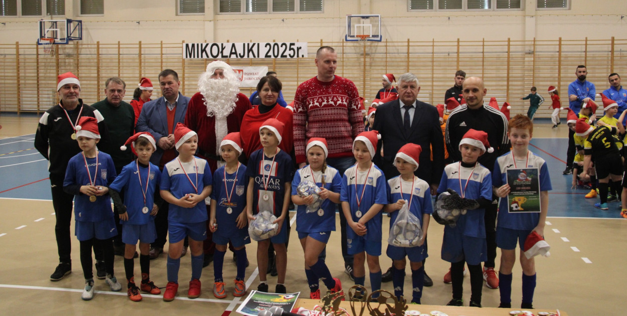 III Mikołajkowy Turniej Halowej Piłki Nożnej o Puchar Starosty Jarocińskiego rozstrzygnięty