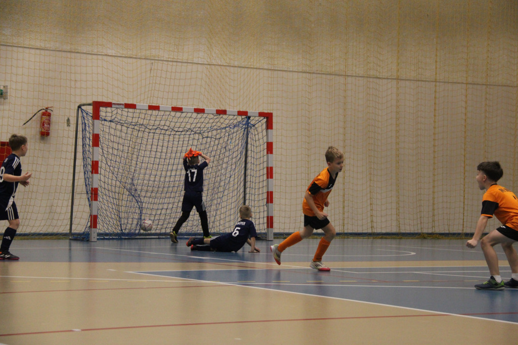 III Mikołajkowy Turniej Halowej Piłki Nożnej o Puchar Starosty Jarocińskiego rozstrzygnięty