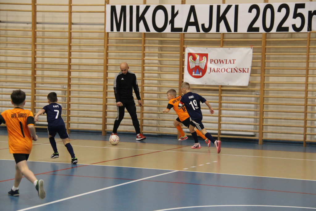 III Mikołajkowy Turniej Halowej Piłki Nożnej o Puchar Starosty Jarocińskiego rozstrzygnięty