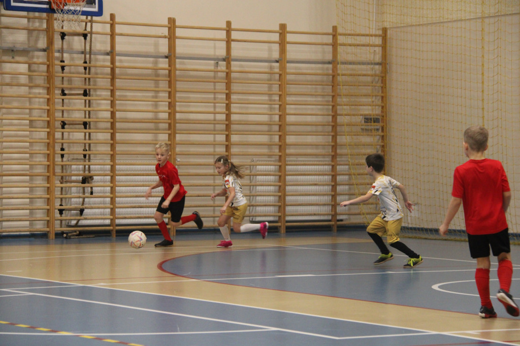 III Mikołajkowy Turniej Halowej Piłki Nożnej o Puchar Starosty Jarocińskiego rozstrzygnięty