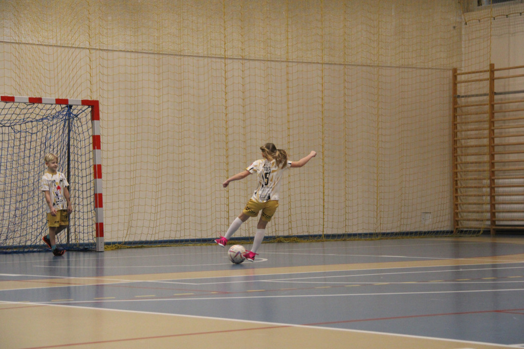 III Mikołajkowy Turniej Halowej Piłki Nożnej o Puchar Starosty Jarocińskiego rozstrzygnięty