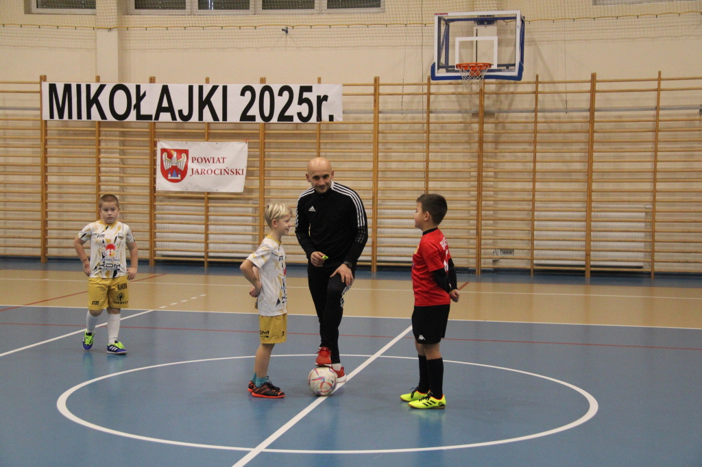 III Mikołajkowy Turniej Halowej Piłki Nożnej o Puchar Starosty Jarocińskiego rozstrzygnięty