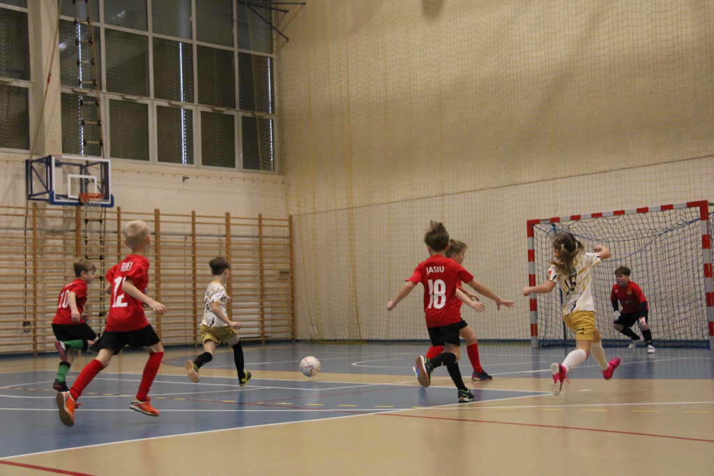 III Mikołajkowy Turniej Halowej Piłki Nożnej o Puchar Starosty Jarocińskiego rozstrzygnięty