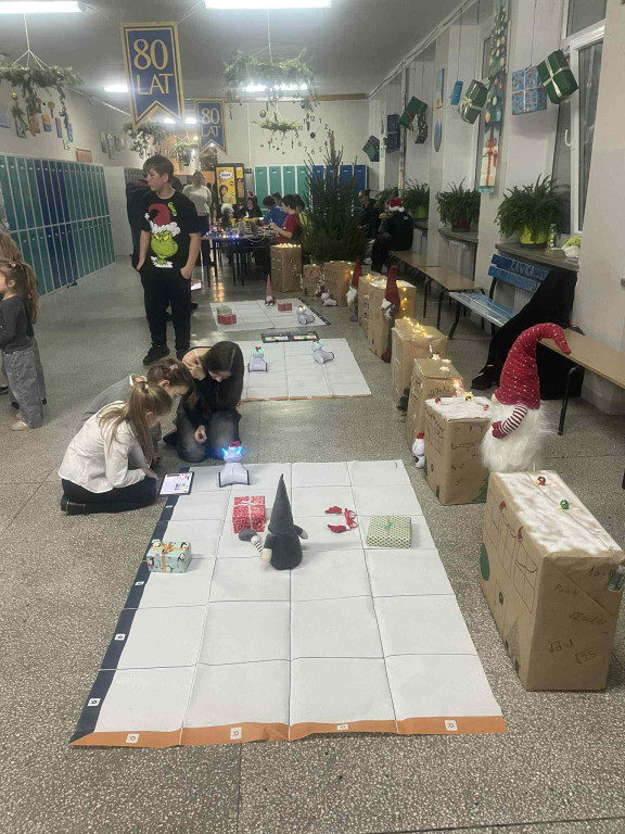 Świąteczna magia w „Czwórce”. Kiermasz pełen atrakcji już za nami