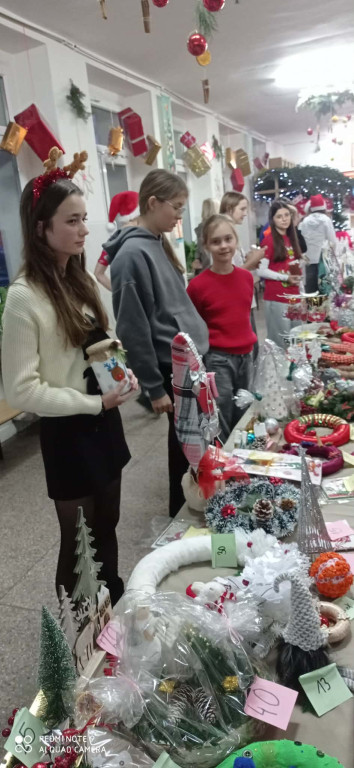 Świąteczna magia w „Czwórce”. Kiermasz pełen atrakcji już za nami