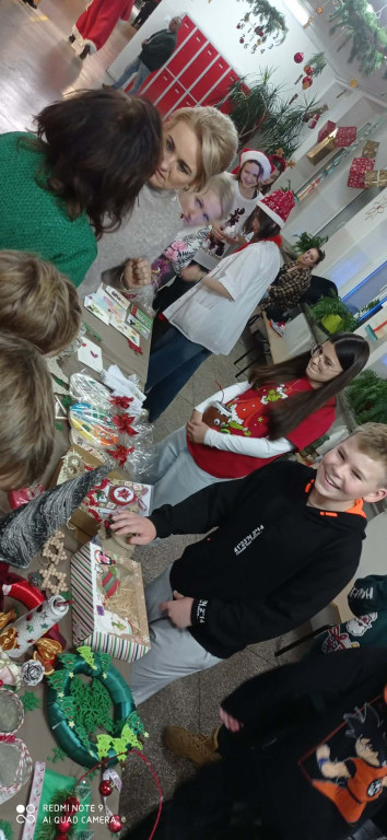 Świąteczna magia w „Czwórce”. Kiermasz pełen atrakcji już za nami