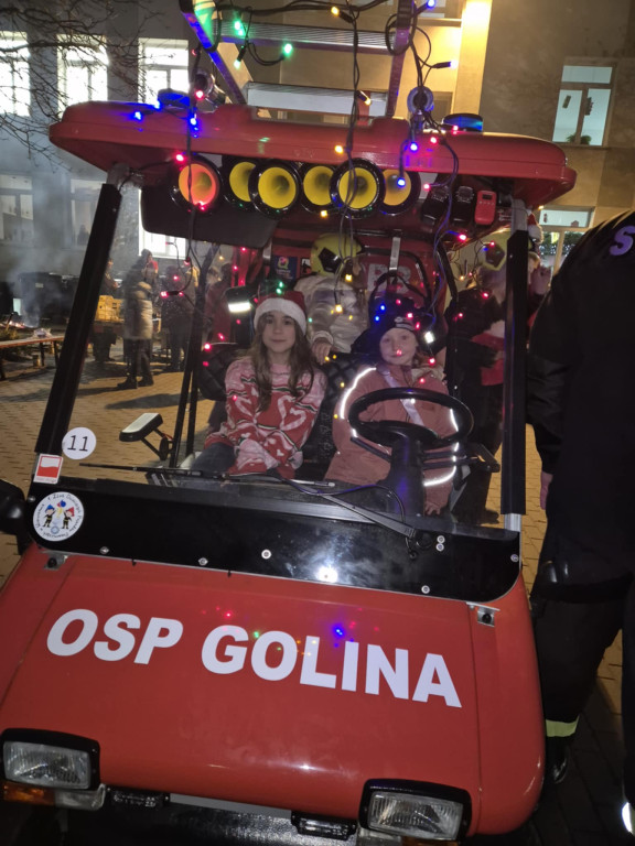 Świąteczna magia w „Czwórce”. Kiermasz pełen atrakcji już za nami